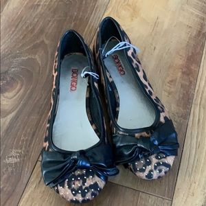 Leopard flat dress shoes